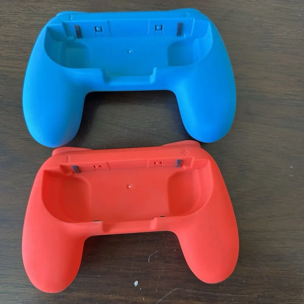 2 Nintendo Switch Joy-Con Comfort Controller Grip Blue Red Plastic